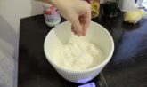 Muffin salati con spinaci e formaggio