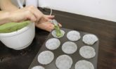 Muffin salati con spinaci e formaggio