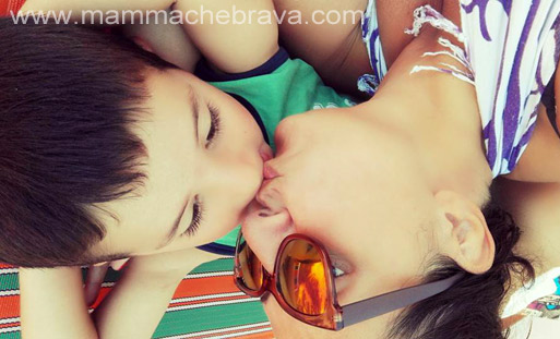 baciare i bambini